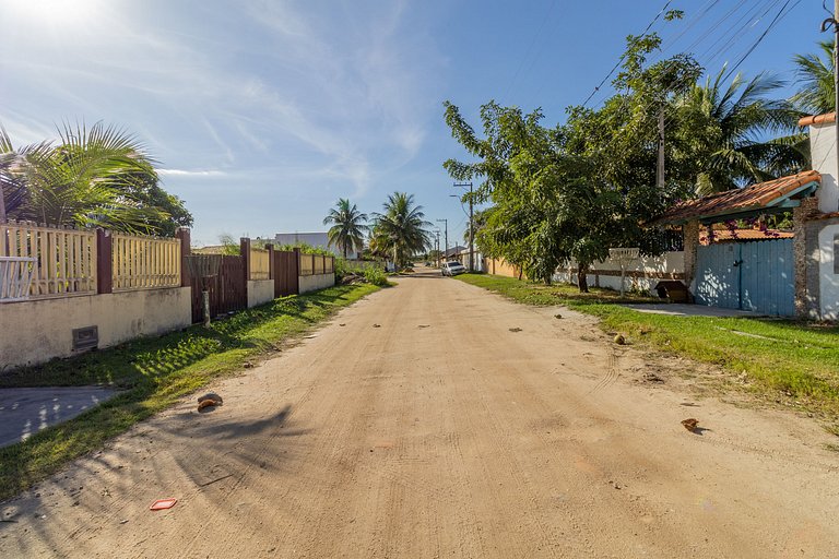 Casa com piscina e churrasqueira na Praia Seca Araruama