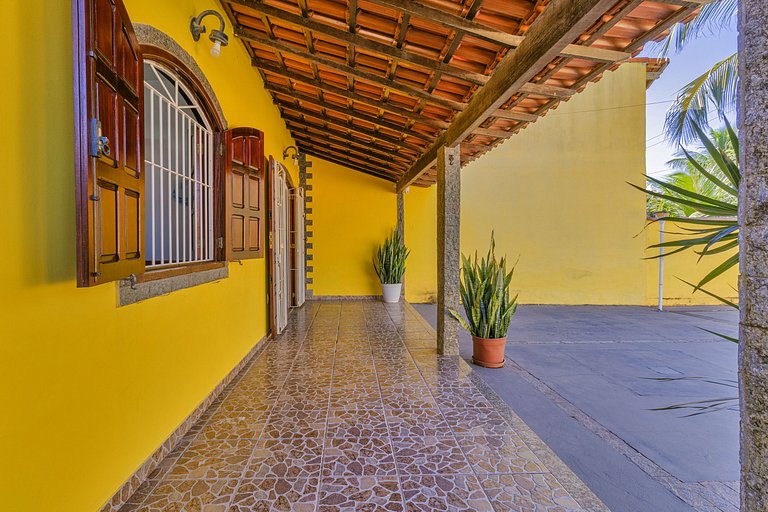 Casa com piscina e churrasqueira na Praia Seca Araruama