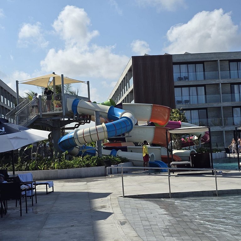 Apt beira mar em Muro Alto: Porto 2 Life Resort