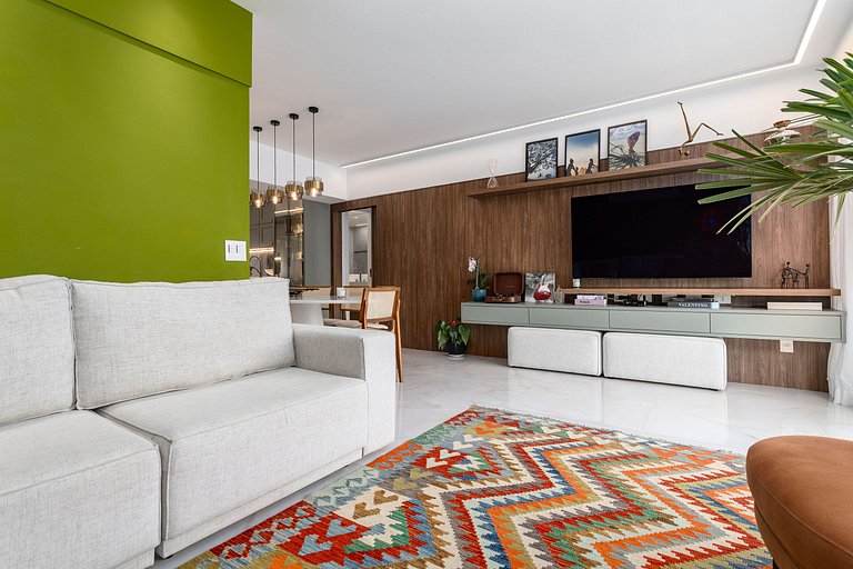 3-Bedroom Apartment 400m from Ipanema Beach