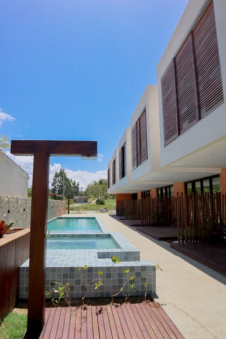 Casa com piscina e churrasqueira em Milagres