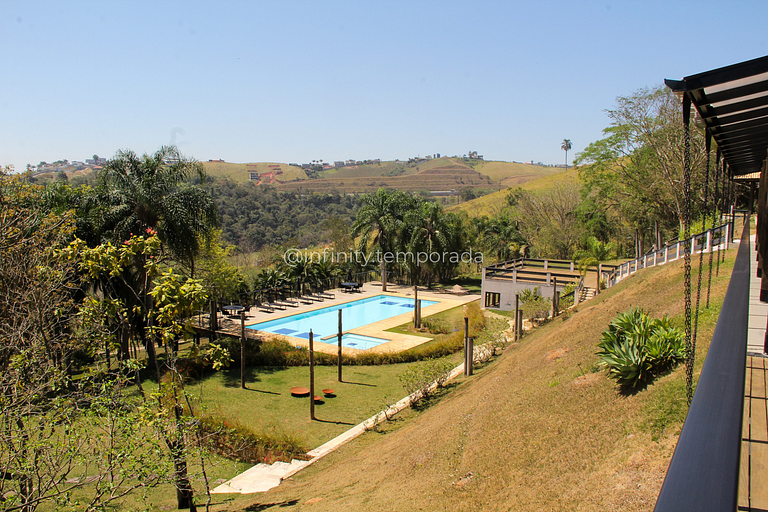 Igaratá: refúgio em meio a natureza com piscina e cabanas