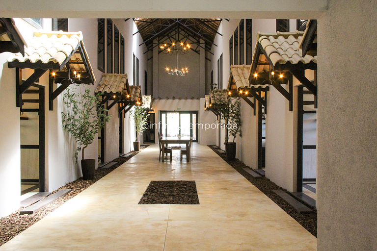 Exclusive Retreat on the Igaratá Reservoir