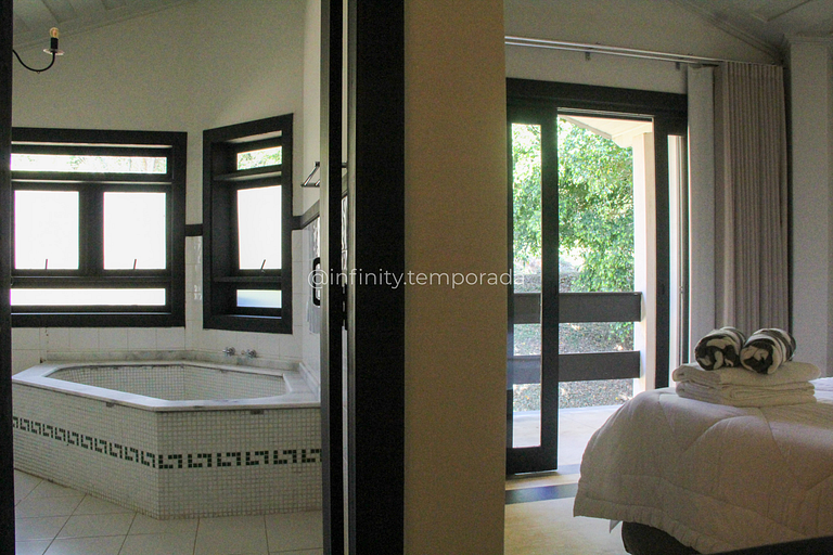 Igaratá: refúgio em meio a natureza com piscina e cabanas