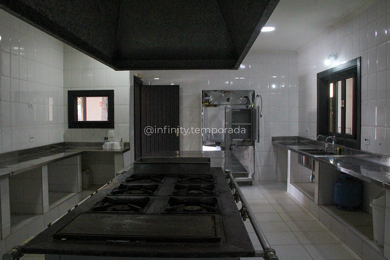 Exclusive Retreat on the Igaratá Reservoir