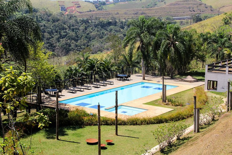Exclusive Retreat on the Igaratá Reservoir