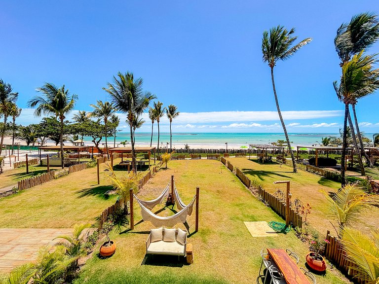 Beachfront house at Marceneiro Beach, Milagres