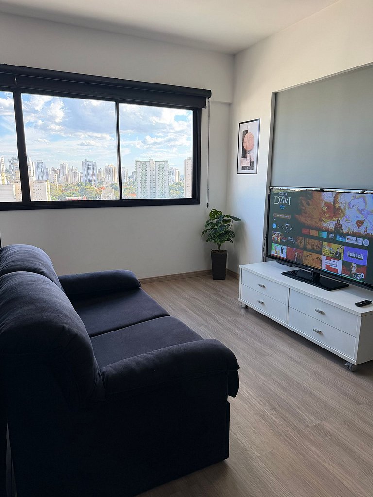 Fully equipped apt: A/C, pool & gym in Downtown