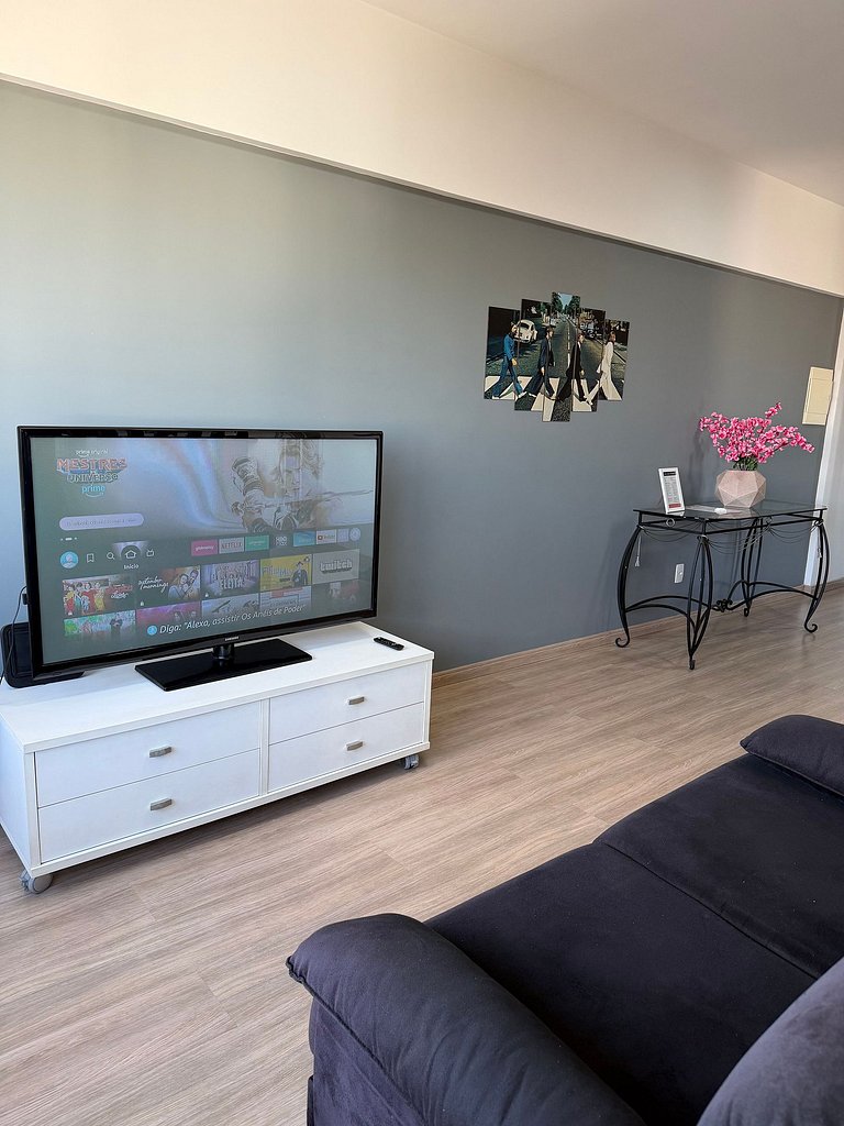 Apt completo: ar cond piscina e academia no Centro