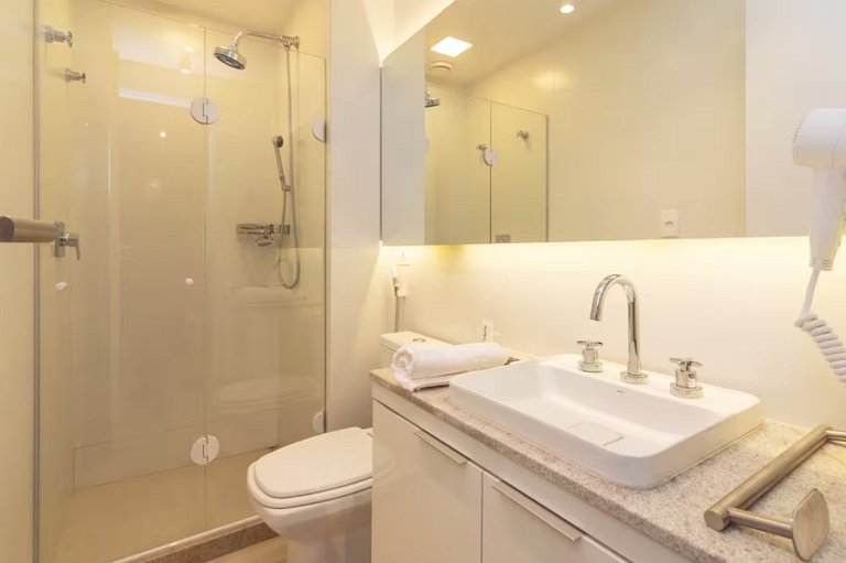 Jardim Botânico Apt – Up to 3 Guests