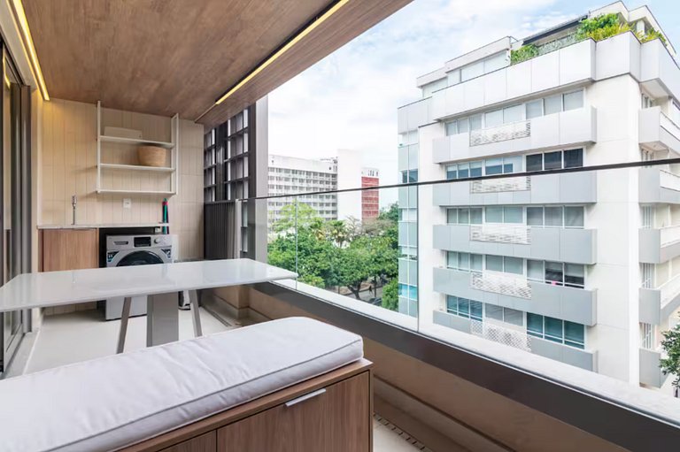 Jardim Botânico Apt – Up to 3 Guests