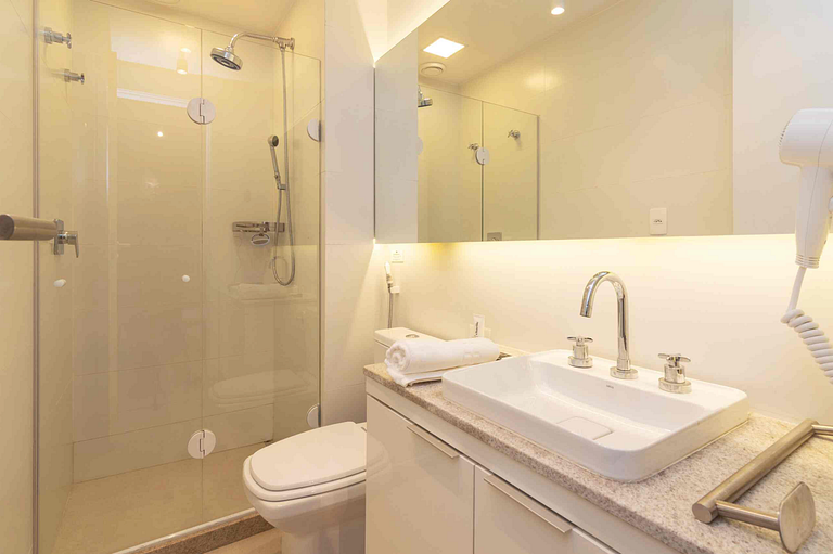 Jardim Botânico Apt – Up to 3 Guests