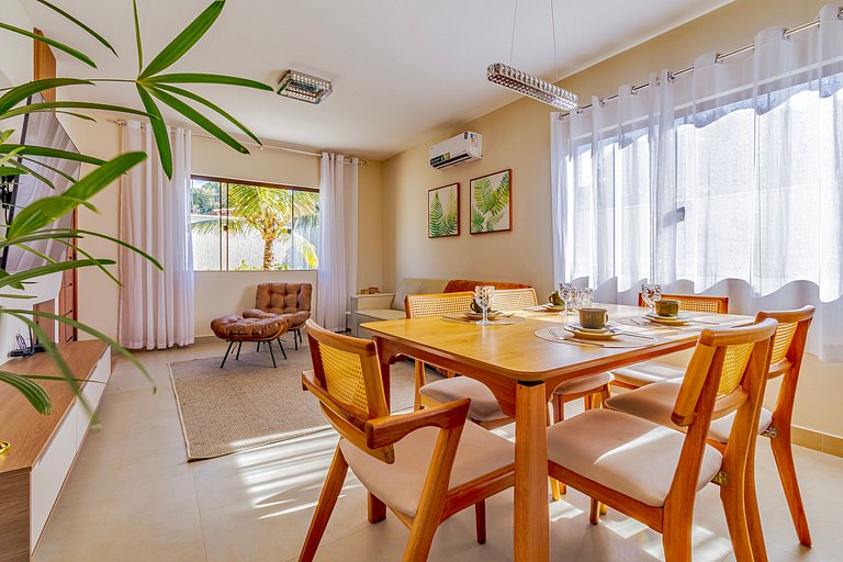 Casa ampla com churrasqueira e ar condicionado