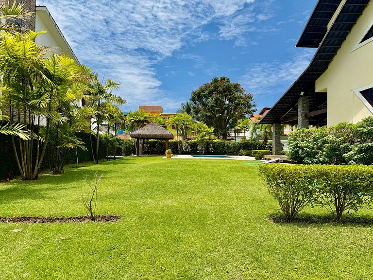Private Pool & BBQ in Beachfront Condominium : Carneiros