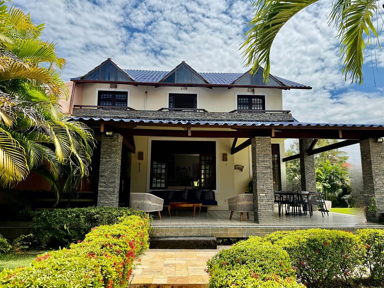 Private Pool & BBQ in Beachfront Condominium : Carneiros