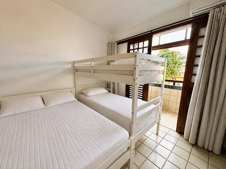 Private Pool & BBQ in Beachfront Condominium : Carneiros