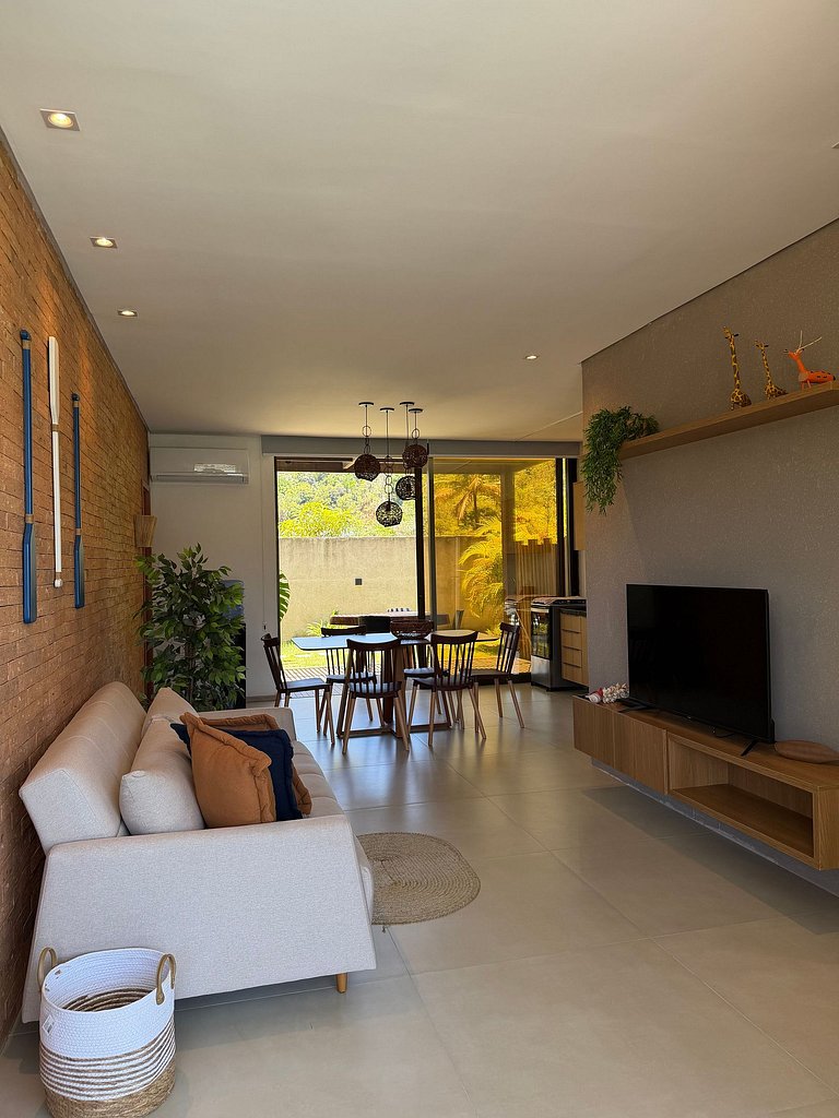 Casa com piscina e churrasqueira em Milagres
