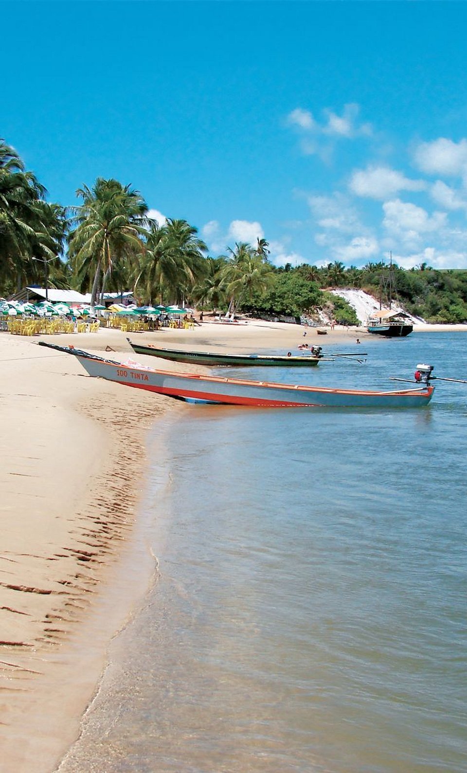 Praias tranquilas para descansar no Brasil longe das multidões