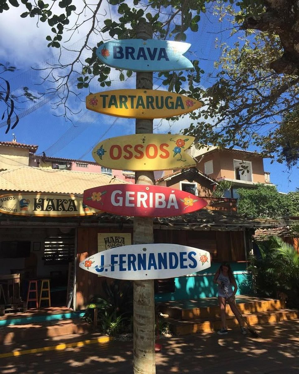 Búzios além da badalação: o guia completo pra curtir a península com o grupo